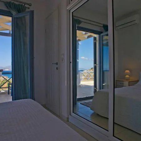 Oceana 6 Bed Luxury Beachfront In Villa Parikia (Paros)